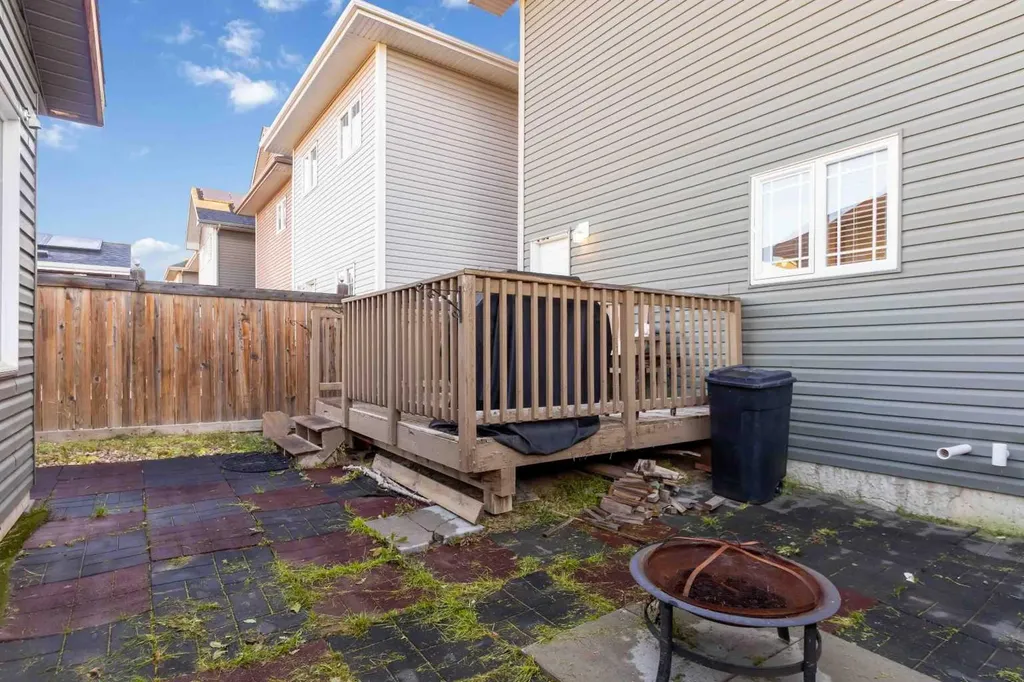 104 Collicott Drive Fort Mcmurray AB T9K 2W8