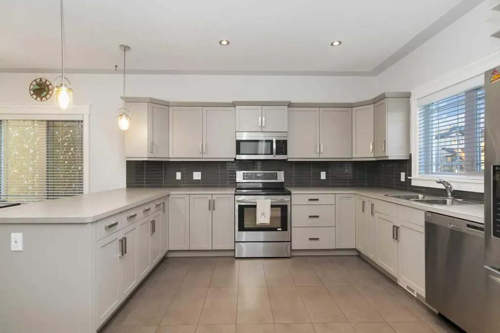 104 Collicott Drive Fort Mcmurray AB T9K 2W8