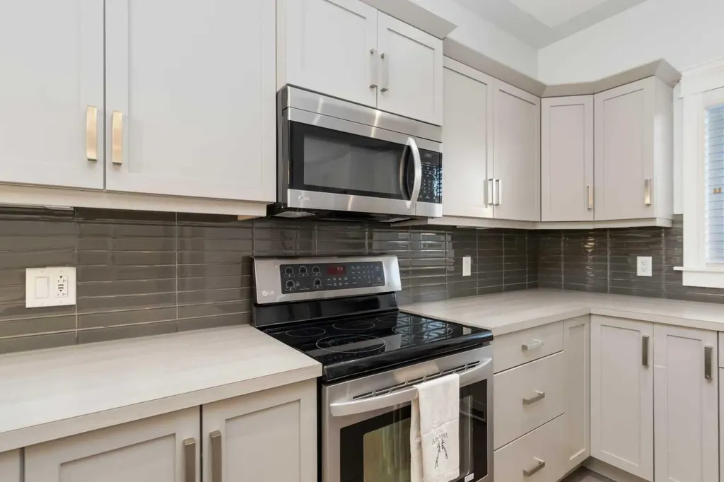 104 Collicott Drive Fort Mcmurray AB T9K 2W8