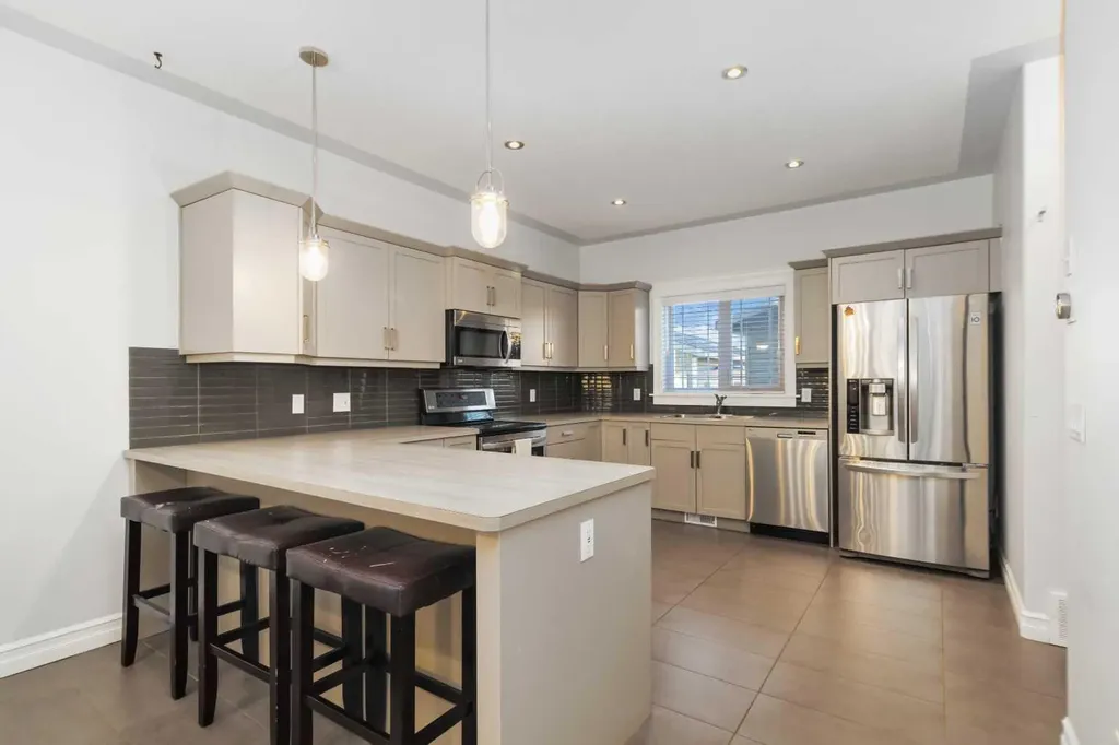 104 Collicott Drive Fort Mcmurray AB T9K 2W8