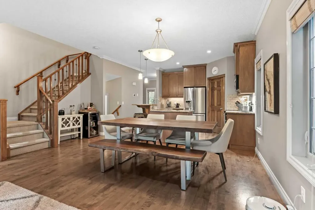 514 22 Avenue NE Calgary AB T2E 1T9
