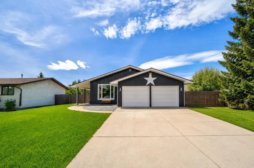 844 Foothills Avenue Pincher Creek AB T0K 1W0