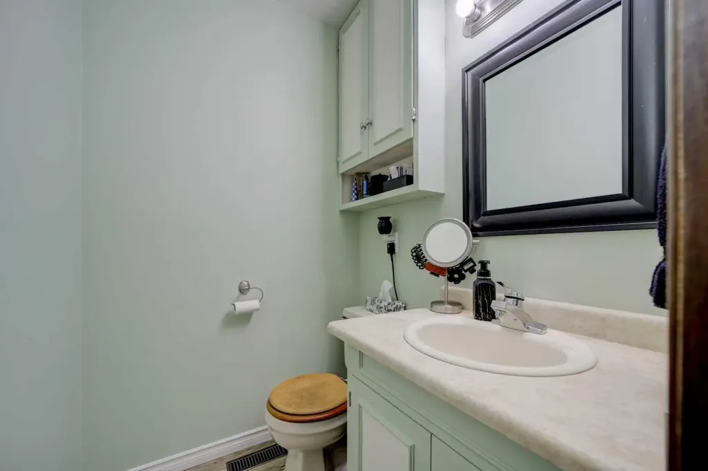 844 Foothills Avenue Pincher Creek AB T0K 1W0