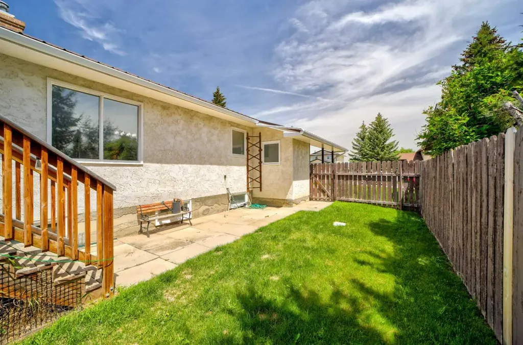 844 Foothills Avenue Pincher Creek AB T0K 1W0