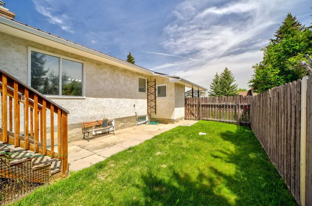 844 Foothills Avenue Pincher Creek AB T0K 1W0