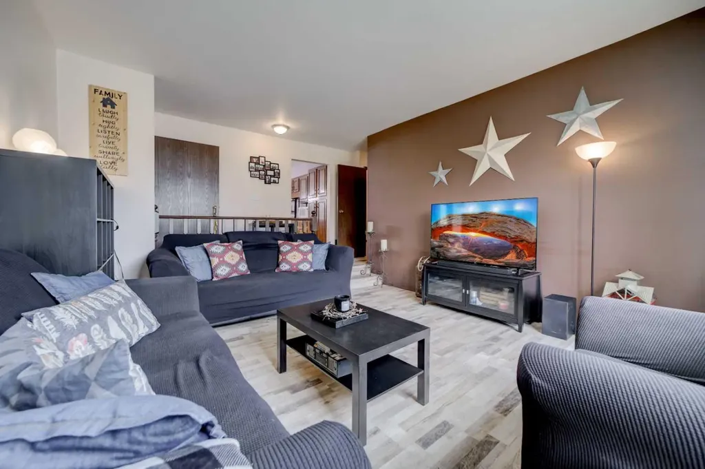844 Foothills Avenue Pincher Creek AB T0K 1W0