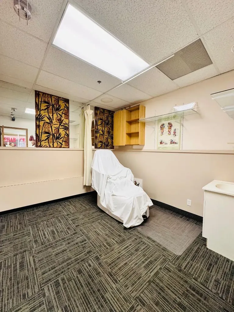 328 Centre Street SE Calgary AB T2P 0S4