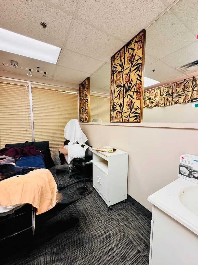 328 Centre Street SE Calgary AB T2P 0S4