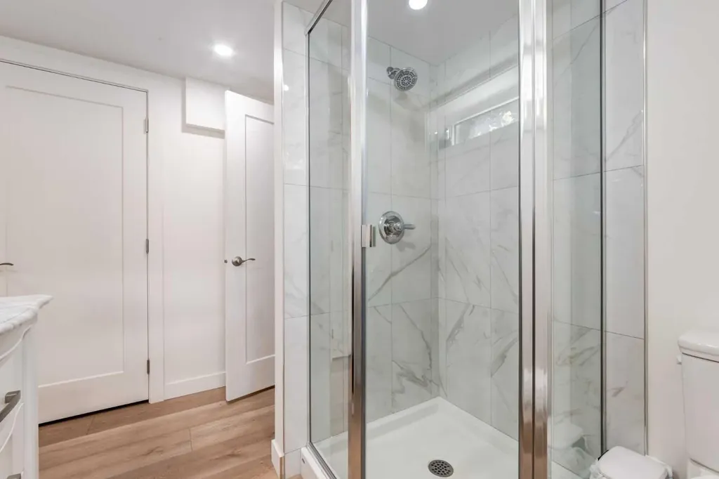 9559 Assiniboine Road SE Calgary AB T2J0Z5