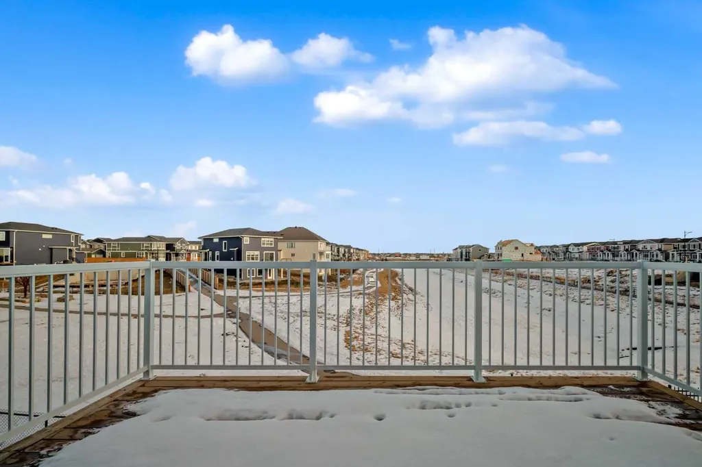 239 Chelsea Park Chestermere AB T1X 2V3