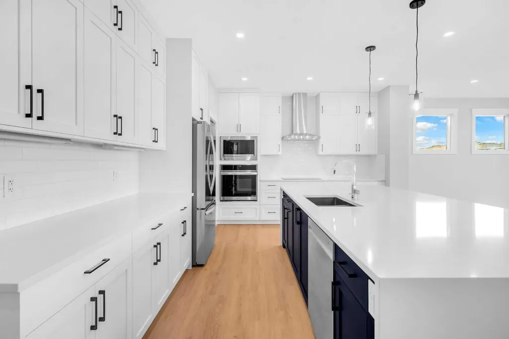 239 Chelsea Park Chestermere AB T1X 2V3