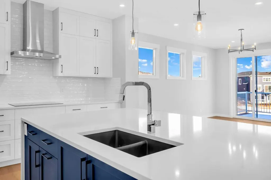 239 Chelsea Park Chestermere AB T1X 2V3