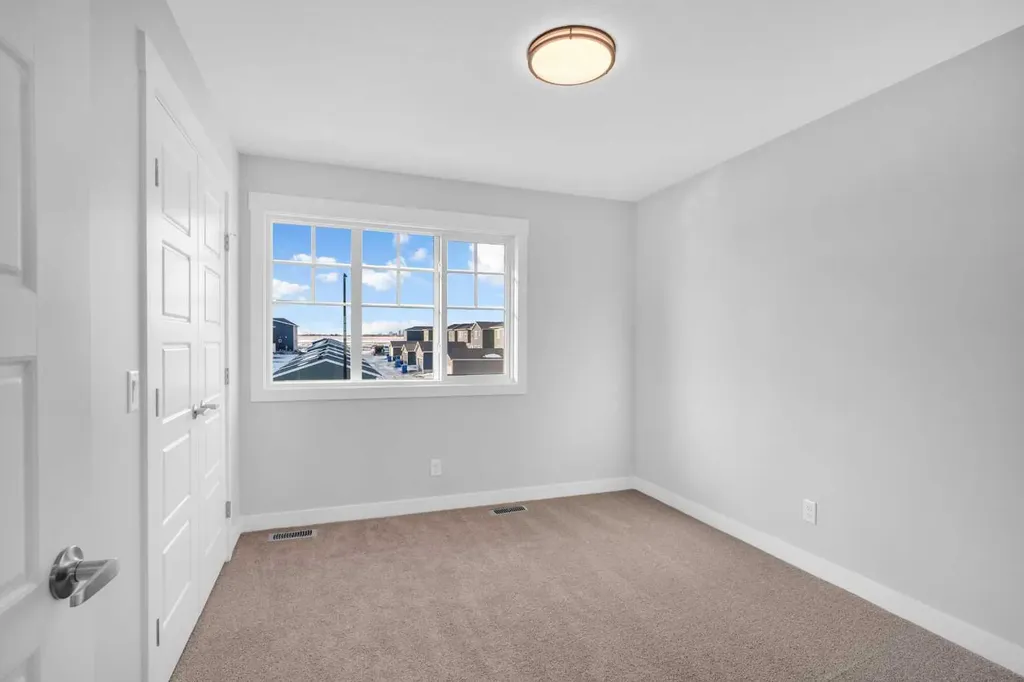 239 Chelsea Park Chestermere AB T1X 2V3