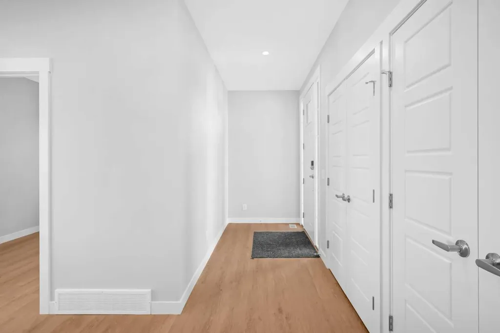 239 Chelsea Park Chestermere AB T1X 2V3