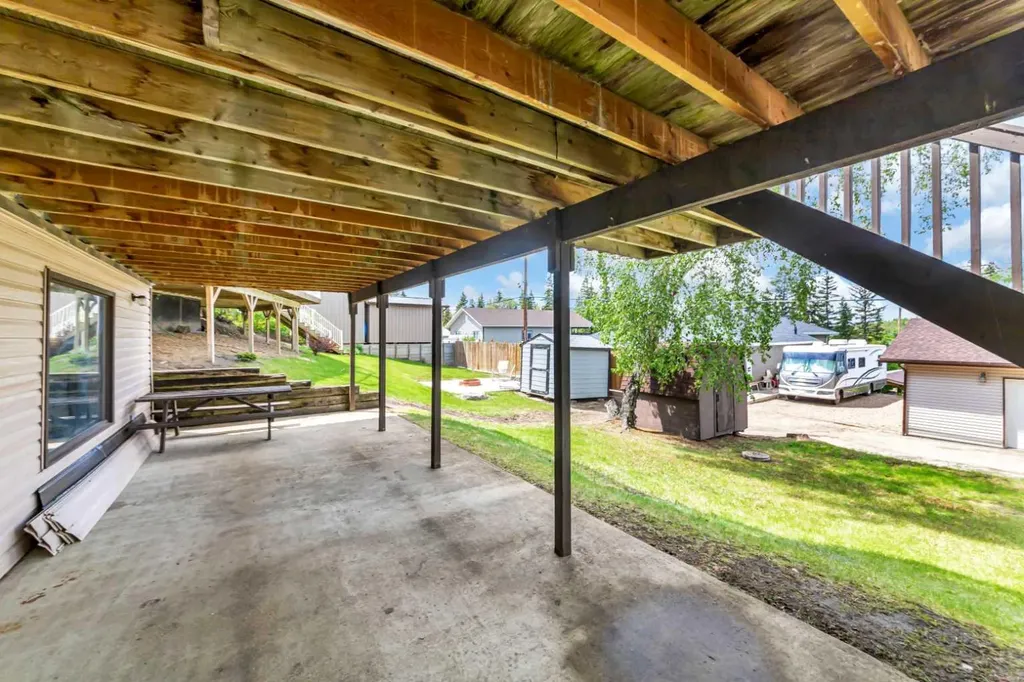 113 2 Avenue Loon Lake SK S0M 1L0