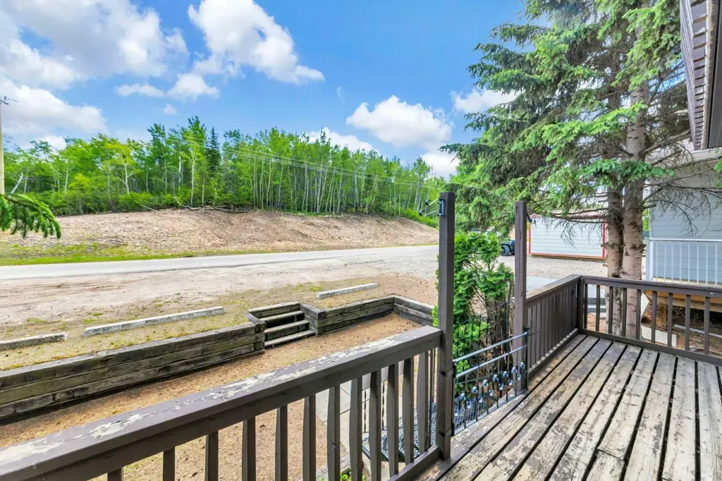 113 2 Avenue Loon Lake SK S0M 1L0