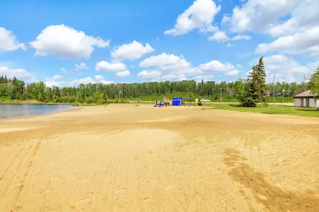 113 2 Avenue Loon Lake SK S0M 1L0