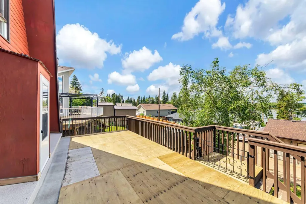 113 2 Avenue Loon Lake SK S0M 1L0
