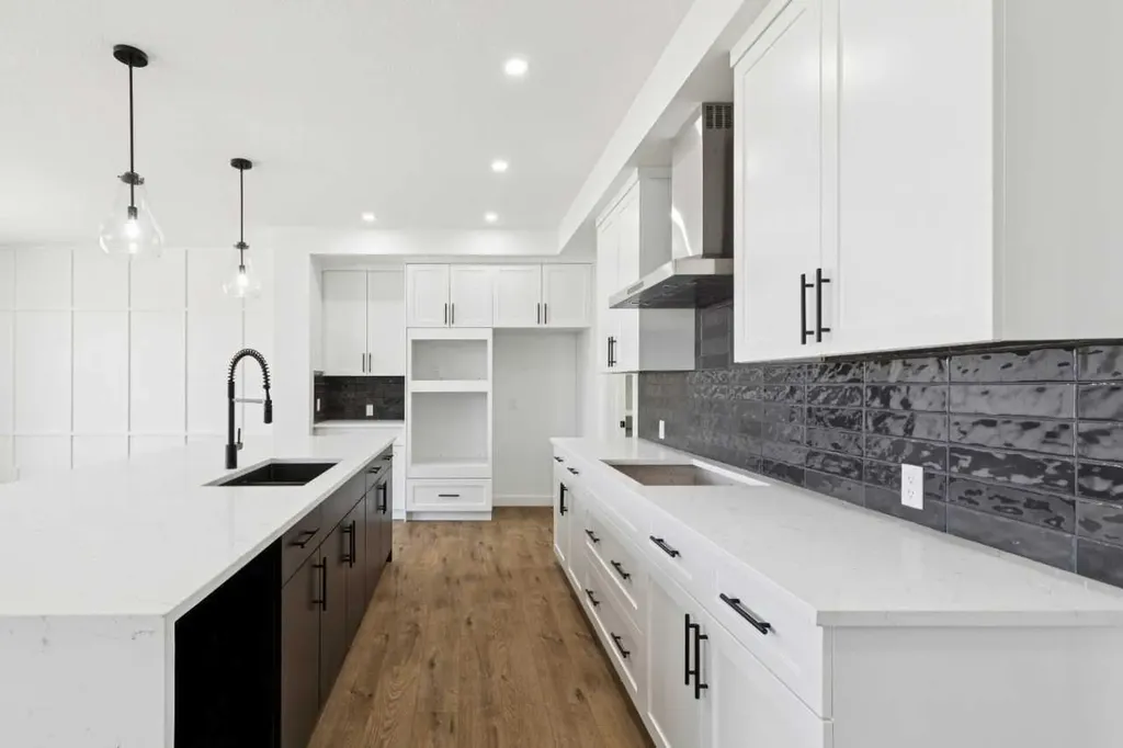 246 Dawson Wharf Rise Chestermere AB T1X2W2