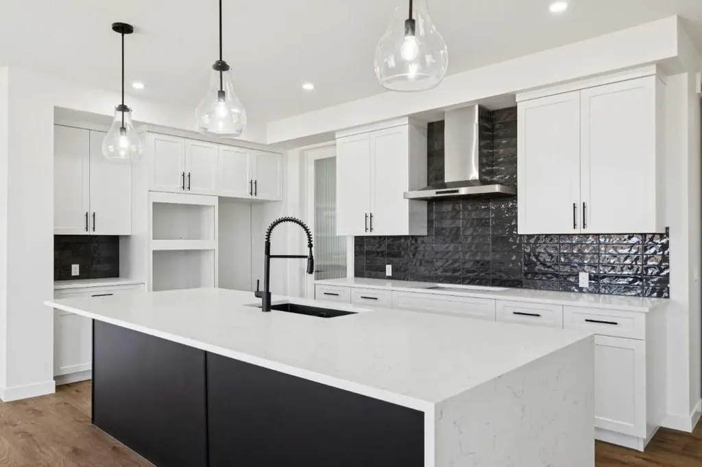246 Dawson Wharf Rise Chestermere AB T1X2W2