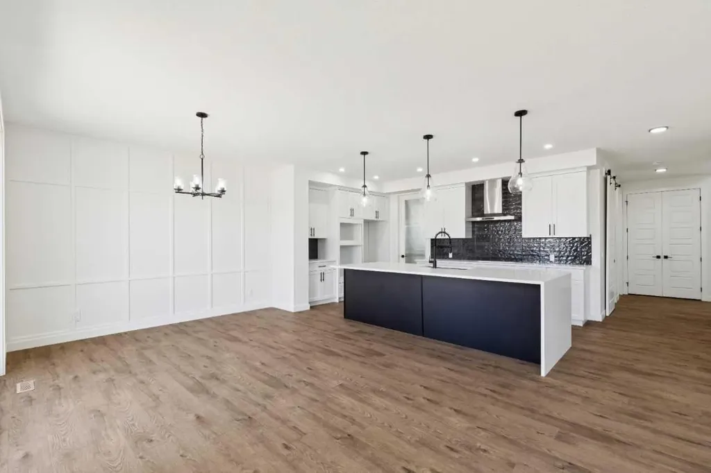 246 Dawson Wharf Rise Chestermere AB T1X2W2