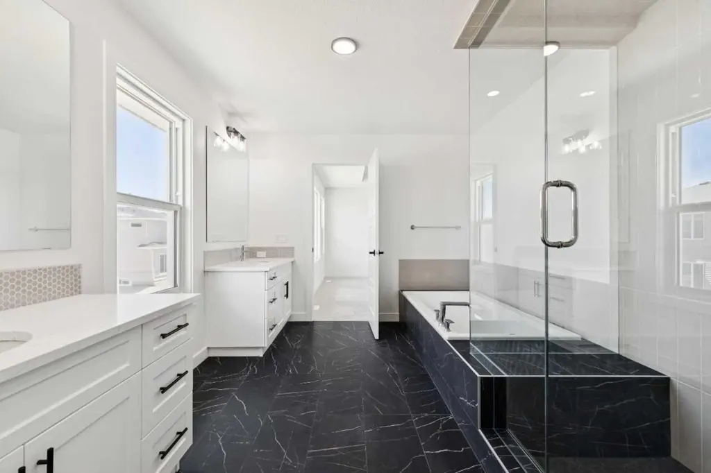 246 Dawson Wharf Rise Chestermere AB T1X2W2