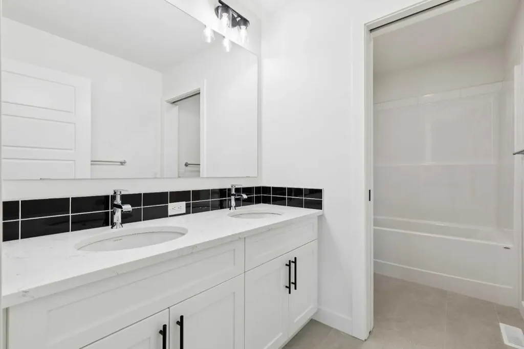 246 Dawson Wharf Rise Chestermere AB T1X2W2