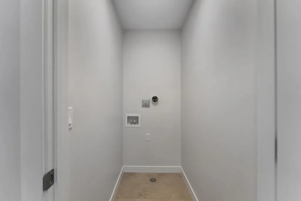 416 Lewiston Landing NE Calgary AB T3P 0T7