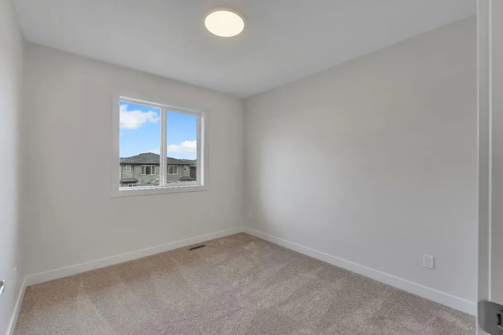 416 Lewiston Landing NE Calgary AB T3P 0T7