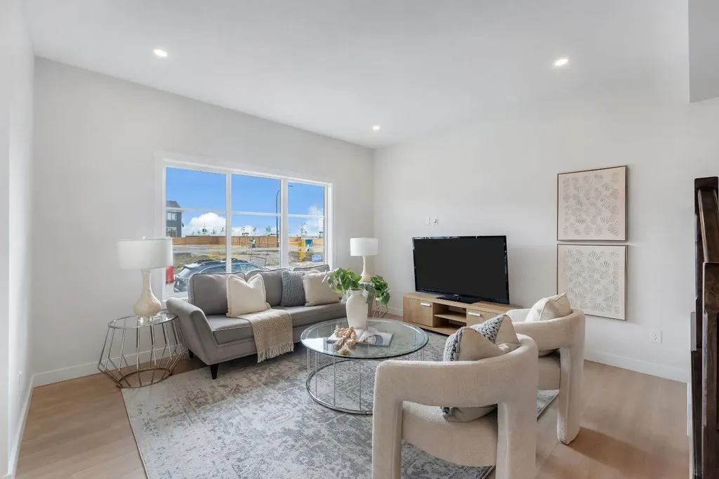 416 Lewiston Landing NE Calgary AB T3P 0T7