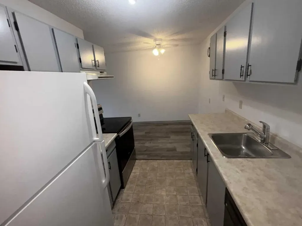 440 Columbia Boulevard W Lethbridge AB T1K 5R4