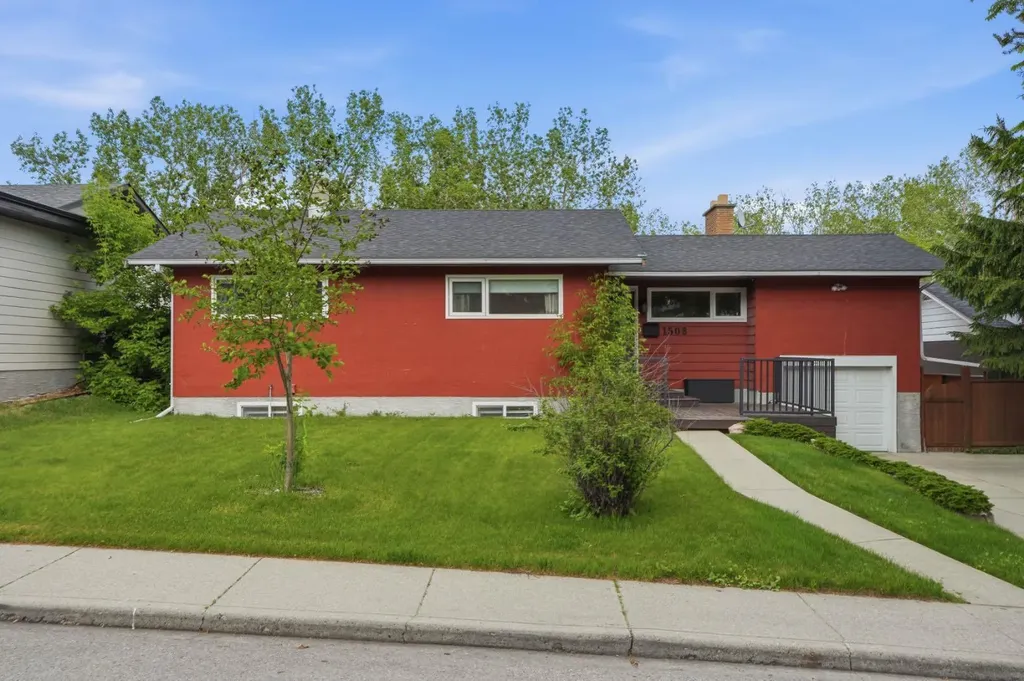 1508 Windsor Street NW Calgary AB T2N3X3