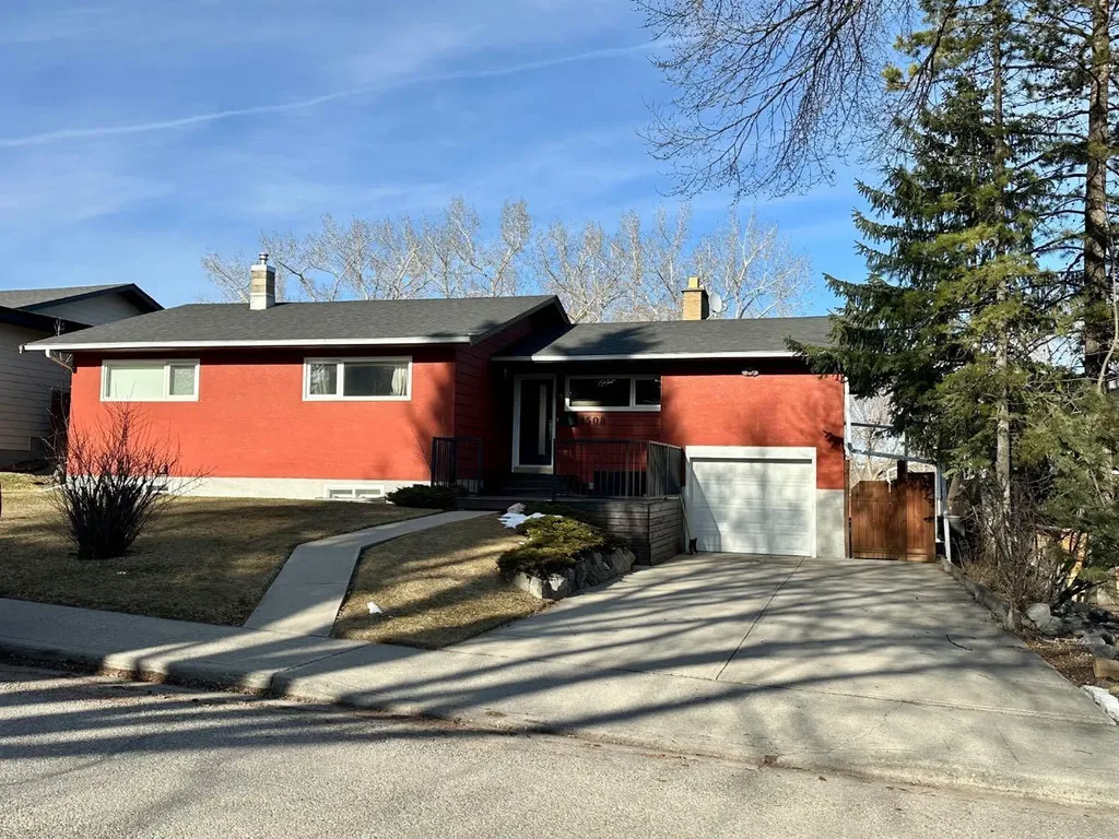 1508 Windsor Street NW Calgary AB T2N3X3