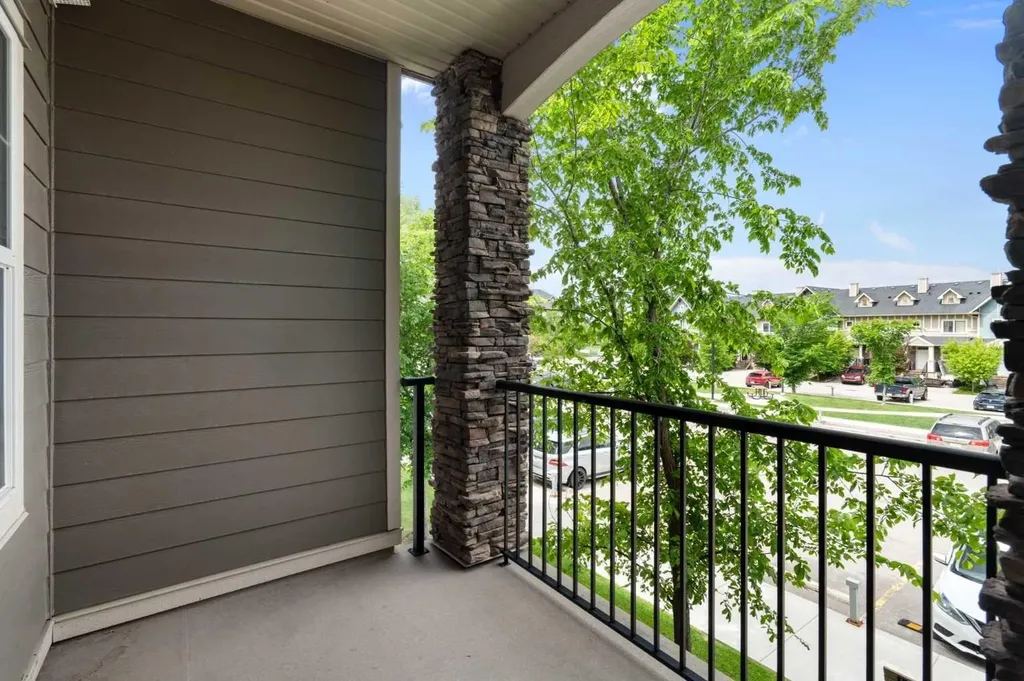 200 Cranfield Common SE Calgary AB T3M 1S2