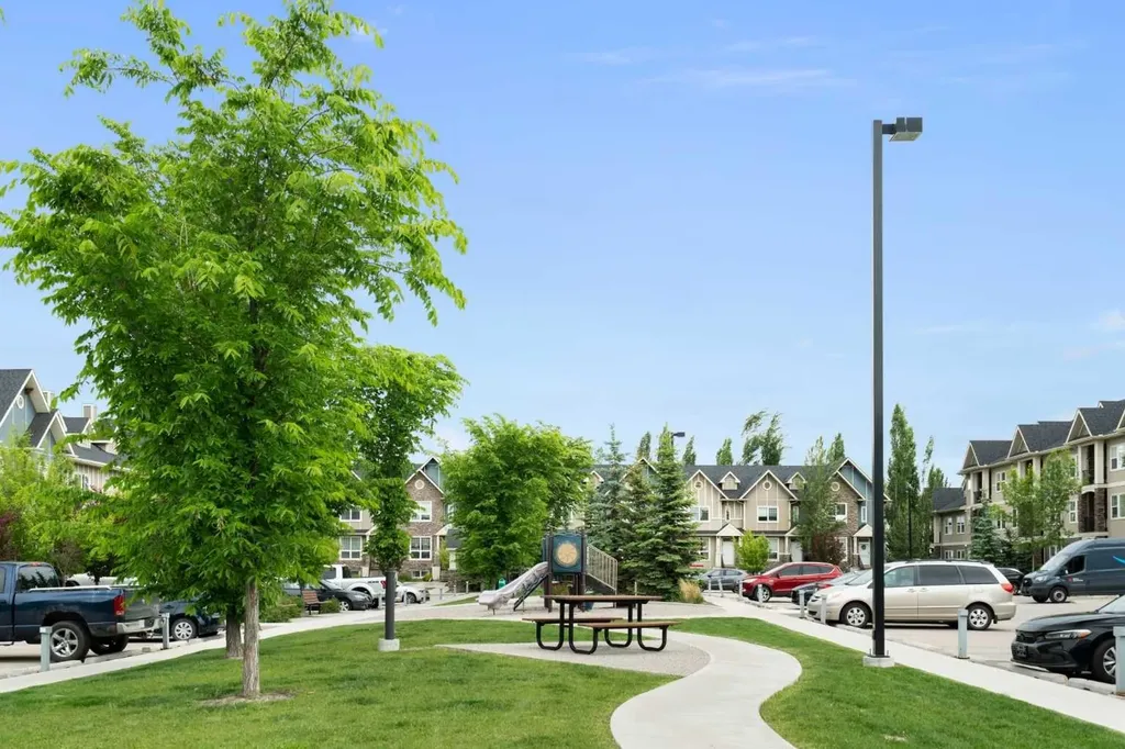 200 Cranfield Common SE Calgary AB T3M 1S2