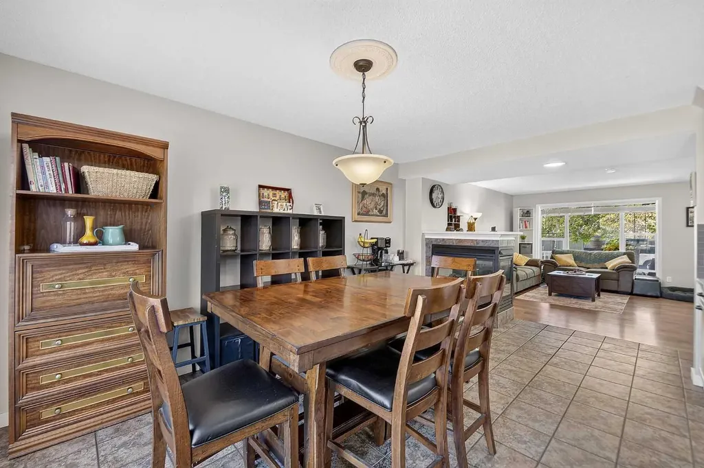121 Prestwick Park SE Calgary AB T2Z 3L6