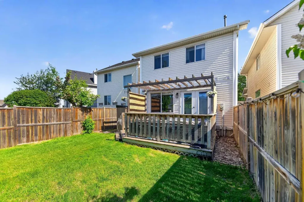 121 Prestwick Park SE Calgary AB T2Z 3L6