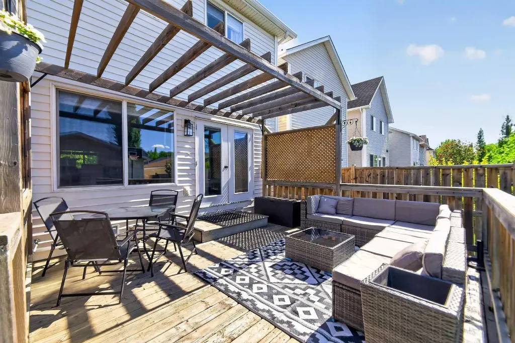 121 Prestwick Park SE Calgary AB T2Z 3L6