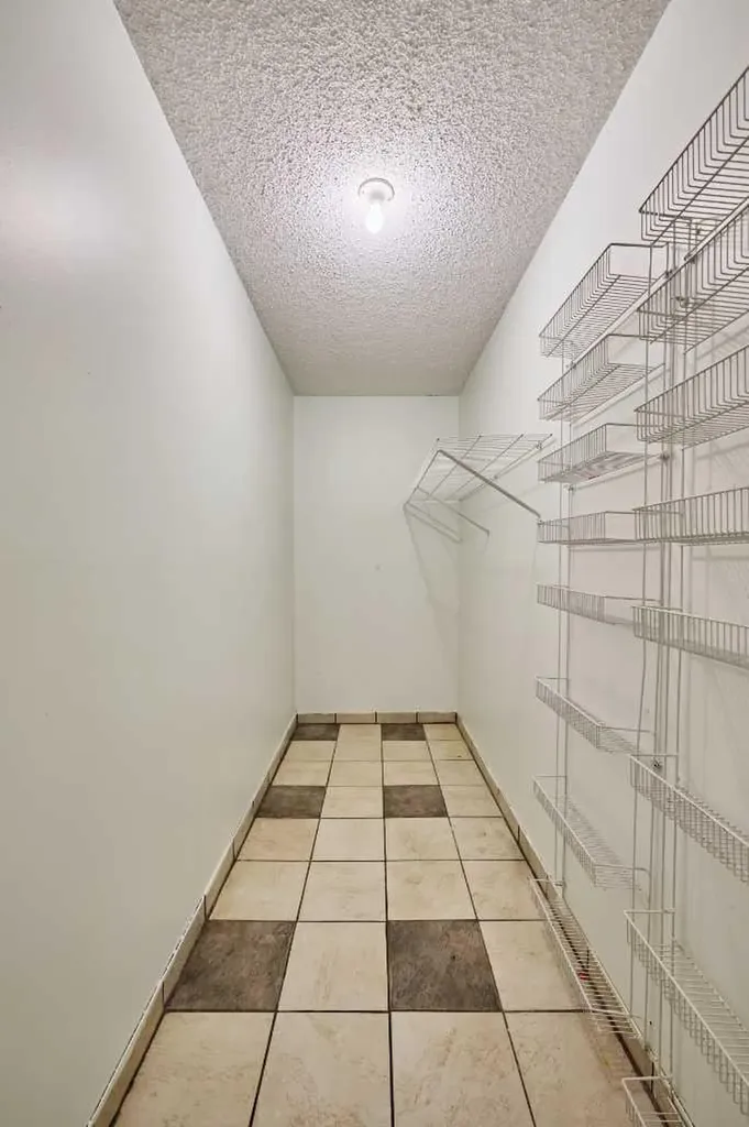 4944 Dalton Drive NW Calgary AB T3A 2E6