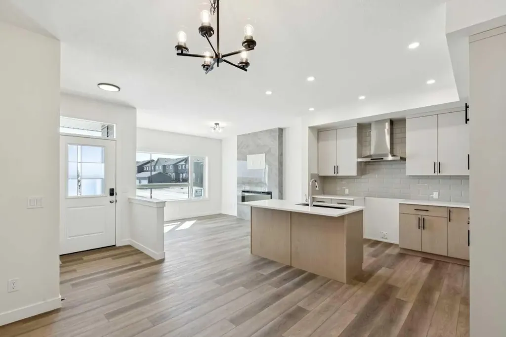 240 Layton Link SE Airdrie AB T4A 3R7