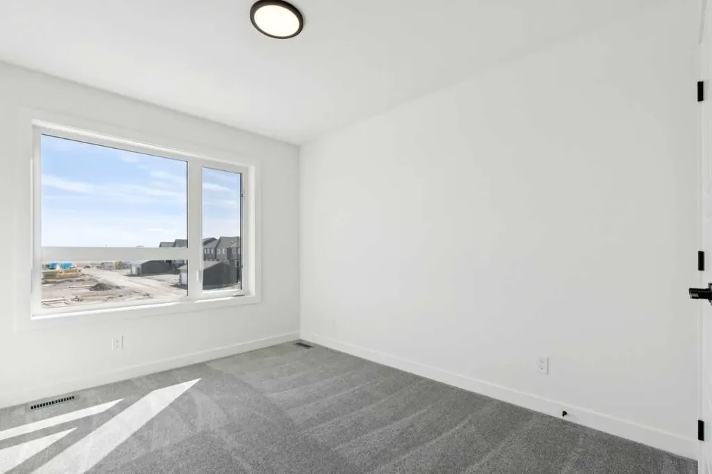 240 Layton Link SE Airdrie AB T4A 3R7