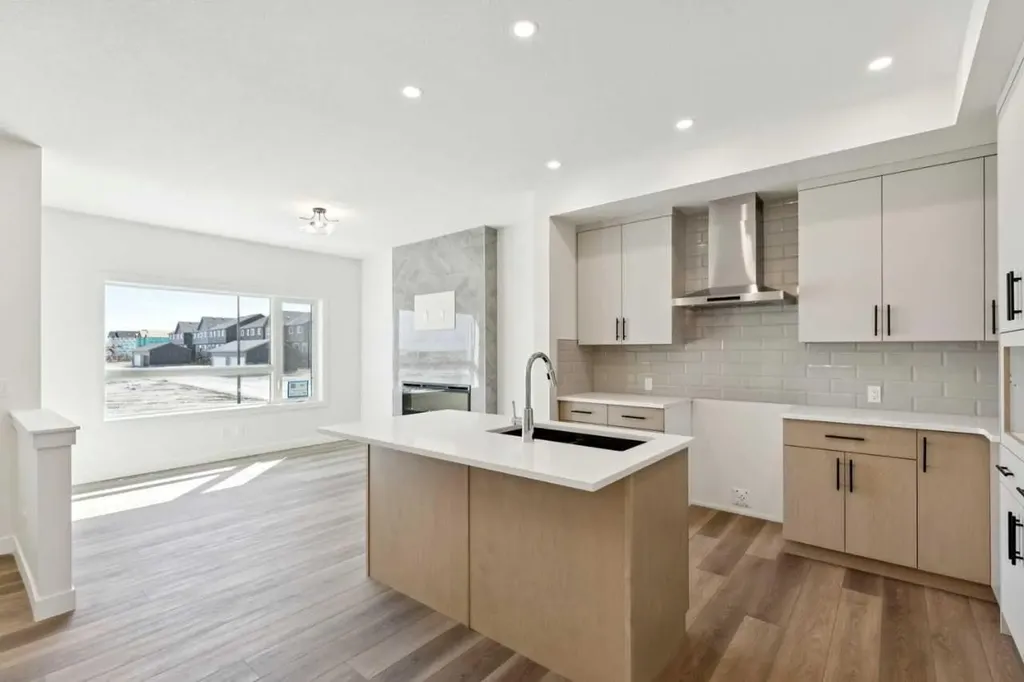 240 Layton Link SE Airdrie AB T4A 3R7
