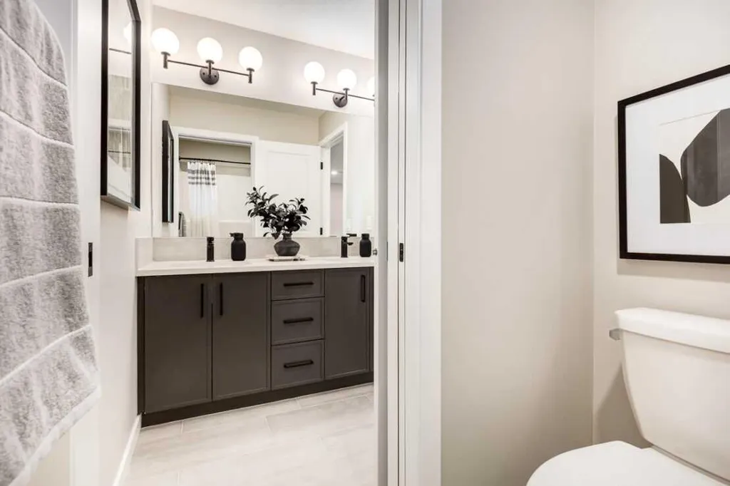 181 Rangeview Path SE Calgary AB T3S 0W3