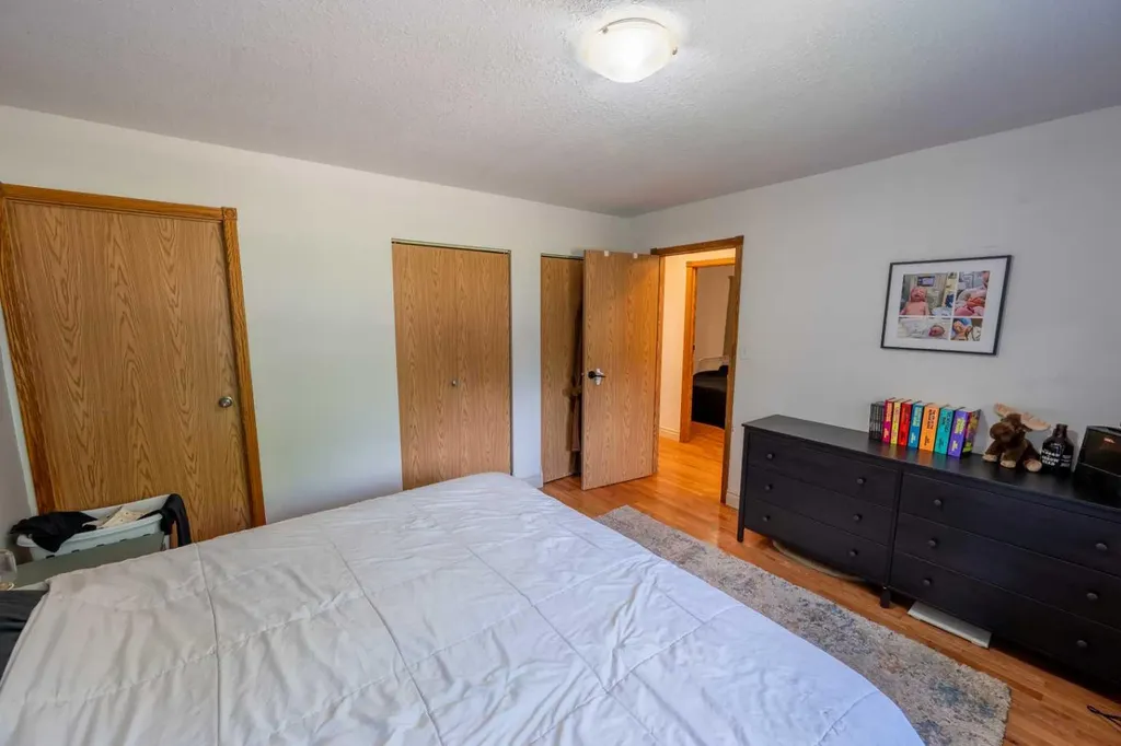 1022 10 Avenue Wainwright AB T9W1K6