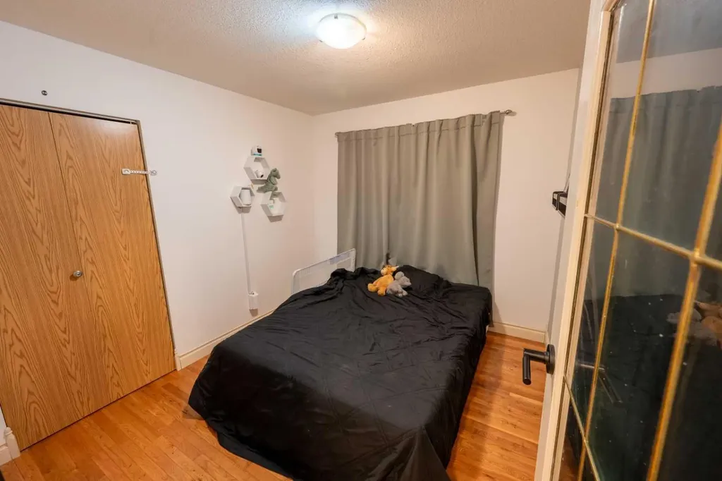 1022 10 Avenue Wainwright AB T9W1K6