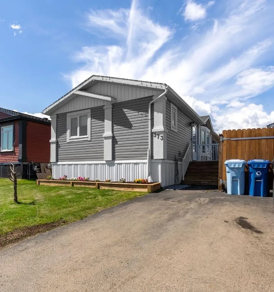 373 Mckinlay Crescent Fort Mcmurray AB T9K2N1
