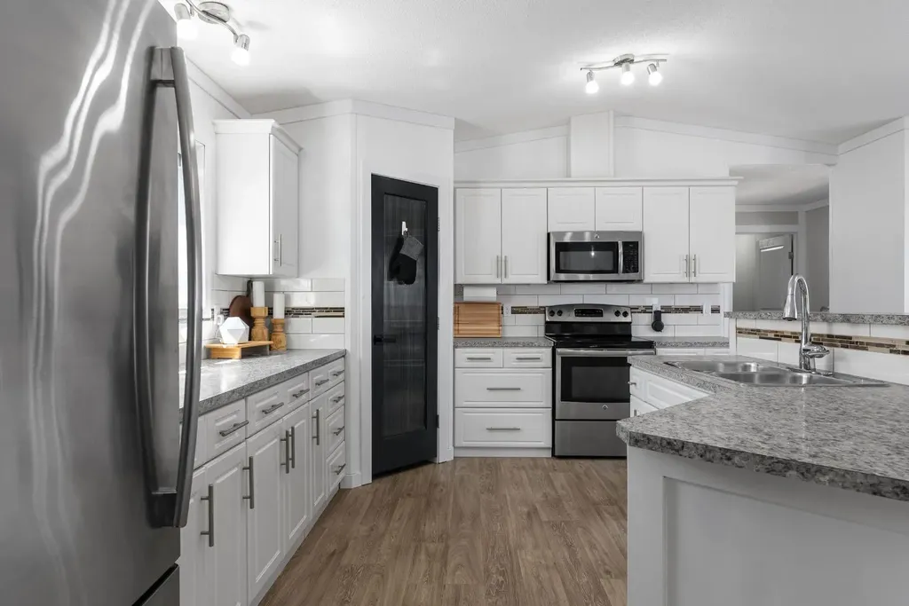373 Mckinlay Crescent Fort Mcmurray AB T9K2N1