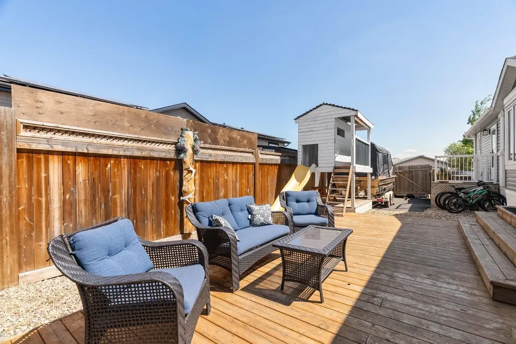 373 Mckinlay Crescent Fort Mcmurray AB T9H2P9