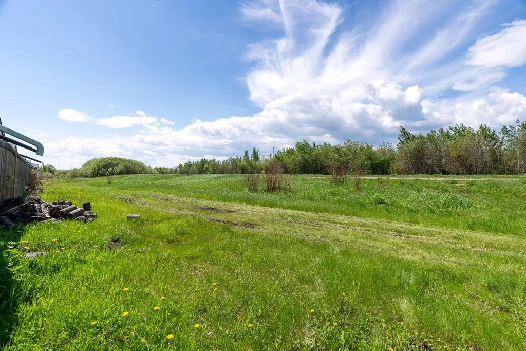373 Mckinlay Crescent Fort Mcmurray AB T9H2P9