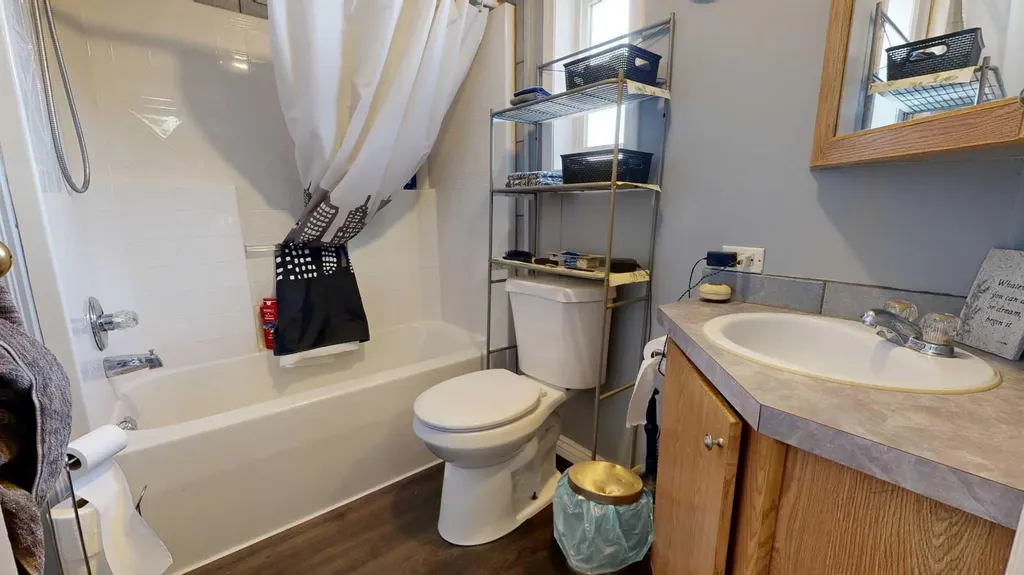 12201 98 Street Grande Prairie AB T8V 7M7